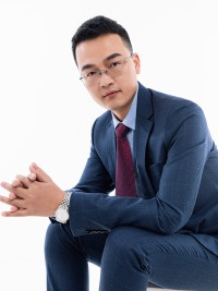 上帝死了，她誕生了